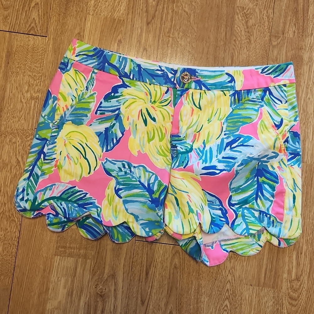 Lilly Pulitzer Local Flavor print Buttercup scalloped shorts sz 2
